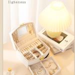 Jewelry storage box