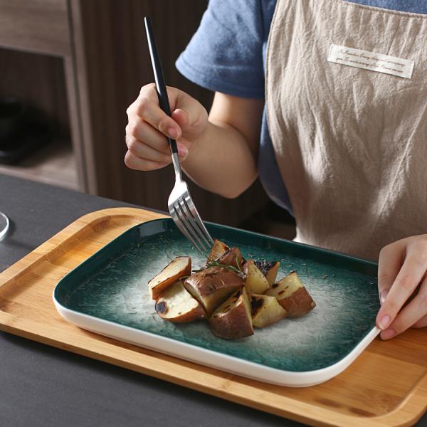 10-inch ceramic plate
