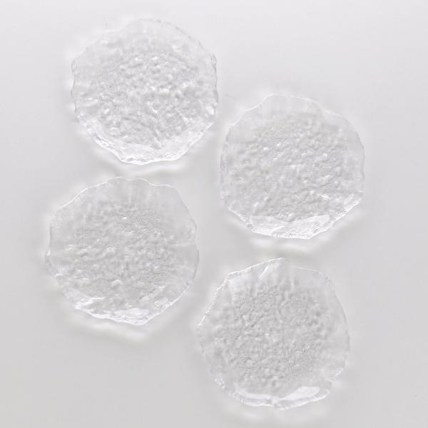 Four Pieces Glass Plate