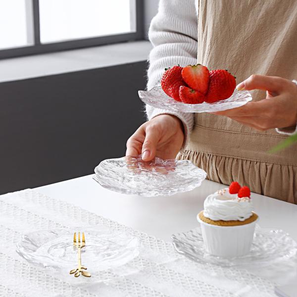 Four Pieces Glass Plate