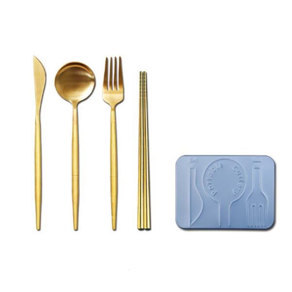 Flatware Set
