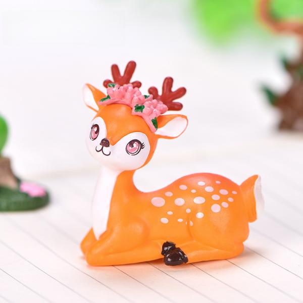 Miniature Cartoon Animal Deer Gardening Plant Accessories Resin Crafts Gifts Small Display Items Cute Decorations